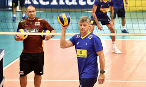 In the professional circuit, she garnered 72 career beach volleyball titles, with career earnings of $1.4 million usd. Internado Com Covid 19 Renan Dal Zotto E Intubado Jornal O Globo