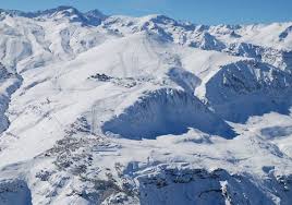 Usate il servizio planet of hotels — abbiamo una grande scelta di abitazioni in metropolitan region (cile). Farellones Chile Farellones Ski Resort