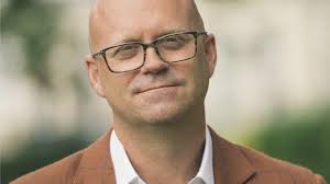 Landslide victory for Port St Mary commissioner