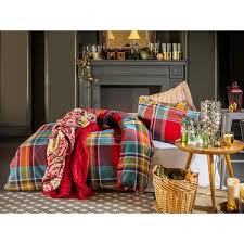 Gece boyu rahat bir kullanım sunmanın yanında, güne keyifle başlamanıza yardımcı olacak; English Home Salford Flanel Tek Kisilik Nevresim Takimi 160 Fiyati