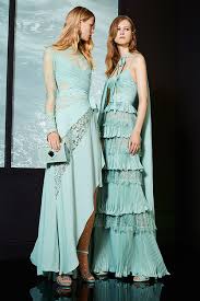 18 mejores imágenes de vestidos de novia carolina herrera 2018 en … galería de fotos de las novias de carolina herrera ny 2018 arriesgan y triunfan. Ø¹Ø·Ø´Ø§Ù† Ù…ØªØ´Ø§Ø¦Ù… Ø§Ù„Ø¹Ù…ÙˆØ¯ Ø§Ù„ÙÙ‚Ø±ÙŠ Carolina Herrera Vestidos Fiesta 2019 Consultoriaorigenydestino Com