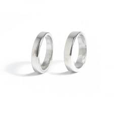• diamond jewelry (eg, bracelet, earrings, necklace). 10th Wedding Anniversary Gifts For Him
