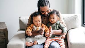 Le congé parental fait l'objet d'un accord avec la direction d'établissement et le service des ressources humaines de l'enseignement primaire qui s'assurent notamment que la date du retour du congé respecte le principe de priorité aux prestations d'enseignement. Conges Parental Demarches Et Droits