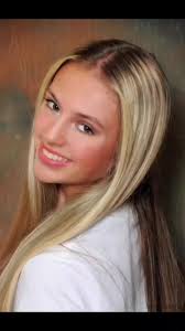 Thanks to some amazing artwork by Carlos Parker! Mylie Grace becomes her  favorite superhero #WONDERWOMAN Thanks for taking the time to meet with me  Carlos and cannot wait to see your next piece! #art ...