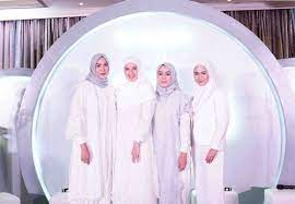Check spelling or type a new query. Dhini Aminarti The New Face Of Wardah White Secret Series