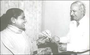 Mayawati is the biggest dalit leader in country, who holds enormous support in her community. Few Rare Pictures Of Behan Mayawati And Sahib Kanshi Ram Ji Dr B R Ambedkar S Caravan