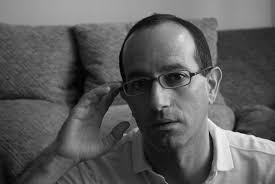 Documental "Por fin tus huellas": La película que rescata del olvido el  nombre y la obra de Gloria Camiruaga