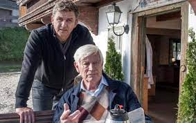 Und einer ihrer letzten großen wünsche führt sie nach ellmau. Der Bergdoktor Staffel 12 So Wird Der Tod Von Siegfried Rauch