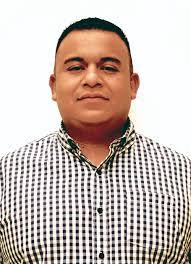 Roberto Solis's Instagram, Twitter & Facebook