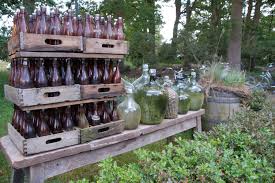 Upcycling ist seit vielen jahren schwer im trend. Tipps Fur Die Gartendeko Aus Alt Mach Neu