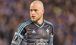 John alberto guidetti, né le 15 avril 1992 à stockholm, est un footballeur international suédois qui évolue au poste d'attaquant au deportivo alavés. Celta Vigo V Man United John Guidetti Hoping To Cause Europa League Upset Football Sport Express Co Uk