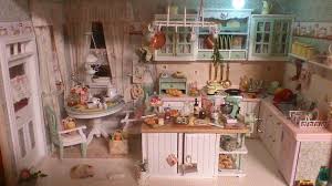 Eine Wunderschone Kuche In Miniatur 1 12 Miniature Kitchen Vintage Kitchen Mini Kitchen