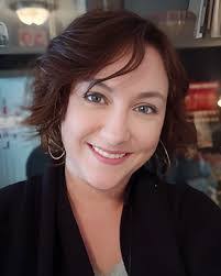 Marie Detweiler's Instagram, Twitter & Facebook