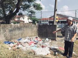 Alam sutera memiliki kawasan perumahan yang cukup luas, dengan tiga klaster mewah, yakni suvarna sari (cluster daru), sutera victoria, dan semenjak citra raya dibangun dengan kawasan hunian gardenville, cikupa dan beberapa wilayah di kabupaten tangerang ikut turun terangkat. Alih Tempat Pengumpulan Sampah