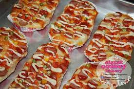 Pizza Bun Aneka Roti Roti
