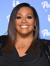 Francesca Elliott's Instagram, Twitter & Facebook