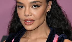 Teyana Taylor, Regina Hall, Chase Infiniti Honored at Critics' Choice  Association's 8th Celebration of Black Cinema & Television