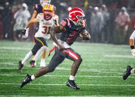 Mater Dei Shuts Out Mission Viejo in Division 1 Quarterfinals