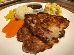 Get in the holiday mood and share the love by spending your family time with us. Kuching Sarawak Foodie Foodiekuching Twitter