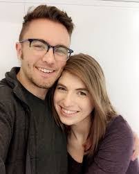 Sydney Flick's Instagram, Twitter & Facebook