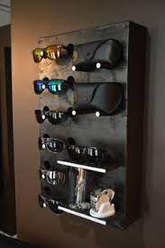 If you wear multiple pairs of eyeglasses you're going to love this idea! 160 Sunglass And Eyeglass Storage Ideas Diy Sunglasses Storage Eyeglass Storage