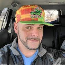 Roy Hoertz's Instagram, Twitter & Facebook