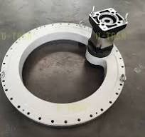 External gear slewing drive and internal gear slewing drive ...