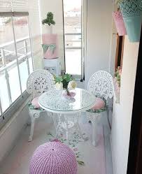 Balcon Tapis Rose In 2020 Kleines Balkon Dekor Balkon Dekor Terrasse Dekor