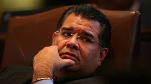 Federal agents raid Springfield, Cicero offices of Illinois Sen. Martin  Sandoval, source says