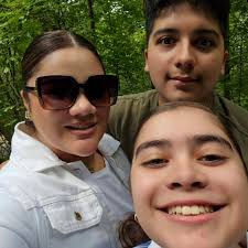 Dalia Ayala (@santy051010) • Facebook, Connect with friends