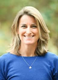 Jennifer Devers's Instagram, Twitter & Facebook