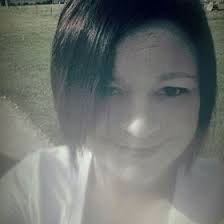 Annie Hicks (anniehicks80)