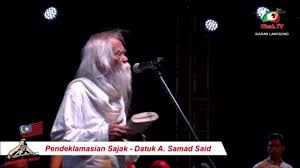 Free a samad said puisi suara dari dinding dewan mp3. Deklamasi Sajak Oleh A Samad Said Di Himpunan Sayangi Malaysia Youtube