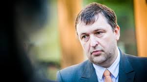 Liberals want to expel Guoga following controversial statements