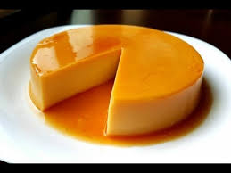 Sambil menunggu campuran susu, gula, telur, selai buah lalu aduk sampai merata kemudian ambil mangkok yang anti panas setelah itu masukan roti pada loyang lalu siramkan dengan campuran telur dan. Caramel Bread Pudding Recipe Puding Roti Karamel Youtube