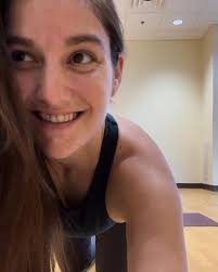 Melanie Wheat (@yoga.with.melanie) · Instagram 照片和视频