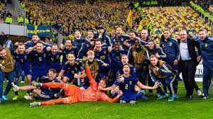 På fotbollsbloggen, bloggar vi om fotbolls em och fotbolls vm. Sverige Klart For Sitt Sjatte Raka Em Berg Stor Matchhjalte Svt Sport