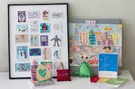 ten creative ways to display children s art spearmint baby 子供 作品 収納 子供の絵 赤ちゃんアート