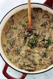 Nouilles Au Boeuf Sauce Stroganoff Recette Facile Nouilles Au Boeuf Plat Facile Et Rapide Et Recette Plat Mijote
