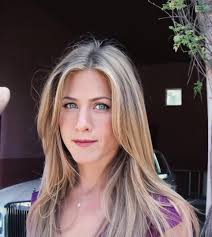 Happy Birthday, Jennifer Aniston our Rachel!