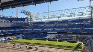 Auf dieser seite sind daten und informationen zu allen heimspielstätten des vereins real dargestellt. Real Madrid The Pitch At The New Bernabeu Has Turf As Com