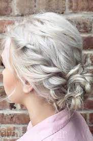 Short Hairstyles To Wear At The Christmas Party See More Https Lovehairstyles Com Short Hairstyl Short Hair Styles Medium Hair Styles Christmas Hairstyles