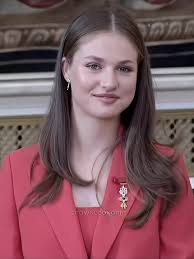 The Powerful Energy of Princess Leonor: Crown, Trending Viral, Famous
