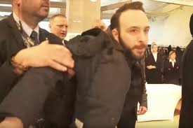 A múlt hét eleji földrengések, majd a szerdai utórengés után újabb földrengés volt horvátországban szombaton este, amelyet. Kirangattak A Momentum Egyik Politikusat A Polgarmesterek Uleserol