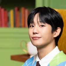 Behind the scenes for Kyobo!!! Please read the blog post. The descriptions  are heartwarming. @holyhaein Jung Hae In is love!!!  https://m.blog.naver.com/fncpost/223871641400 📷 fnc_fishandcake #JungHaeIn  #정해인