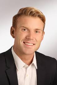 Alison Holguin's Instagram, Twitter & Facebook