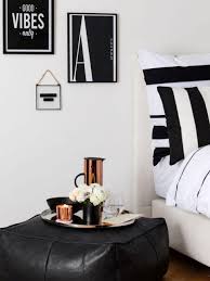 Può essere adattato anche a una cucina, un bagno, uno studio o un corridoio. Idee E Consigli Per Una Camera Da Letto Nera Westwing