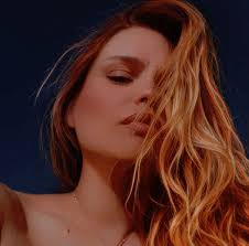 Fallece Amanda Durán, destacada poeta chilena cuya obra trascendió en  festivales internacionales