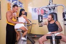 Threesome, dp, work, double, gym, black angelika. Black Angelika Gets Double Penetrated In The Gym