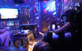 Korean karaoke, or 노래방, is really popular among koreans of all ages. Youth Korea A Study Trip To Seoul For Young People Between 14 17